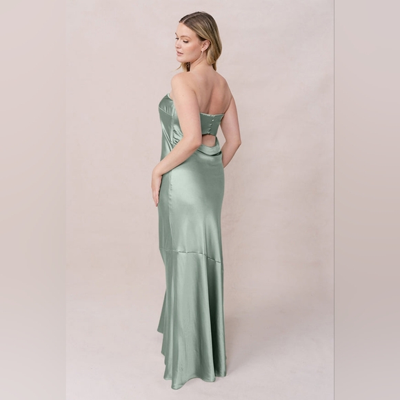 NWT‎ Revelry Leo Dress Sage Green Size 0 Satin Evening Gown Bridesmaid Dress - Picture 1 of 10